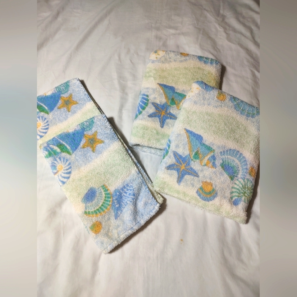 Seashell Pattern Bath Towels